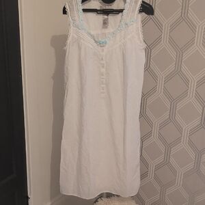 Jasmine White Chemise with Blue Detailing